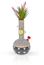 Load image into Gallery viewer, Coyōté Vase Bong