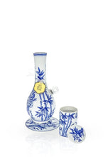 Load image into Gallery viewer, Luck Vase Bong